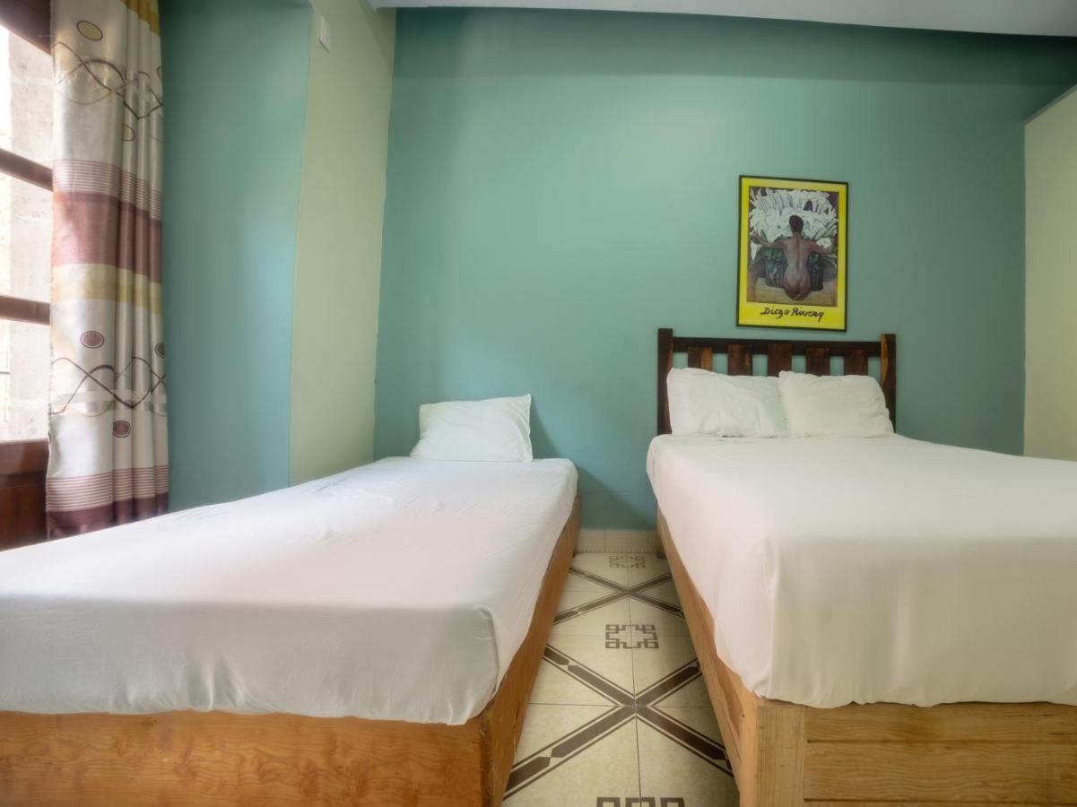 Oyo Hostel Oasis Centro Cerca Del Hospital Issste Hospital Jose Ma Morelos Mexico Extérieur photo